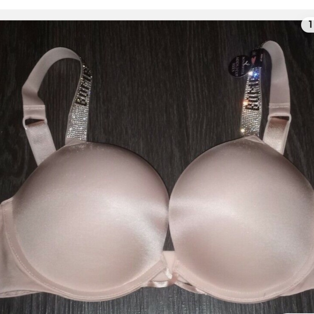 34D Bombshell Victoria Secret Push-Up Bra